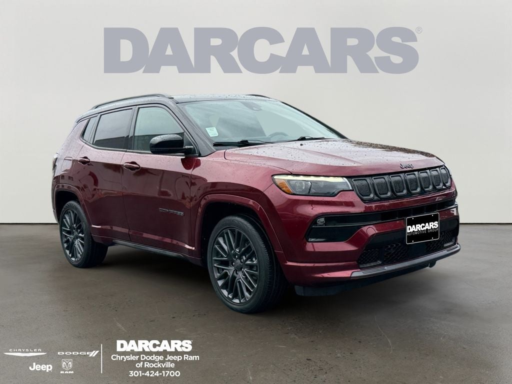 2022 Jeep Compass Limited in Velvet Red Pearlcoat — front three-quarter view