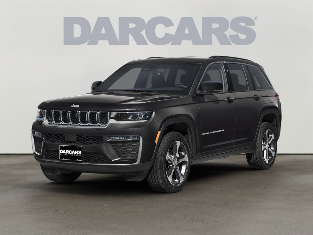 2026 Jeep Grand Cherokee Limited in Diamond Black Crystal Pearl-Coat Exterior Paint — front three-quarter view